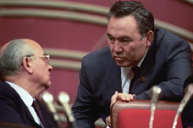 Михаил Горбачев и Нурсултан Назарбаев. 1991 год. 
